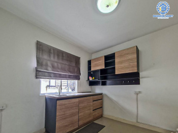 *****ทาวน์เฮ้าส์มือสองนนทบุรี โครงการ ไลโอ รัตนาธิเบศร์-เวสต์เกต #หลังมุม เนื้อที่กว้างขวางถึง 37.1 ตร.ว. ฟังก์ชัน 3 ห้องนอน 2 ห้องน้ำ 2 ที่จอดรถ สภาพดีแม้จะผ่านการอยู่อาศัยมา บนทำเลเยี่ยม เพียง 10 นาทีก็ถึงรถไฟฟ้าสายสีม่วง "สถานีสามแยกบางใหญ่" ใกล้เซ็นทรัลเวสต์เกต