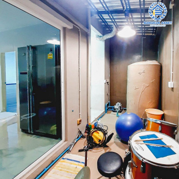 *****ทาวน์เฮ้าส์มือสอง โครงการ บ้านกลางเมือง สุขุมวิท77 เนื้อที่ 20 ตร.ว. ฟังก์ชัน 3 ห้องนอน 3 ห้องน้ำ 2 ที่จอดรถ เรียบหรูสไตล์ Minimal มีความเป็นส่วนตัว ทำเลดี เชื่อมต่อถนนรามคำแหง, ถนนสุขุมวิท77, ถนนพัฒนาการ ใกล้รถไฟฟ้าสายสีเขียว "สถานีอ่อนนุช" และจุดขึ้นทางด่วน "รามอินทรา-อาจณรงค์"