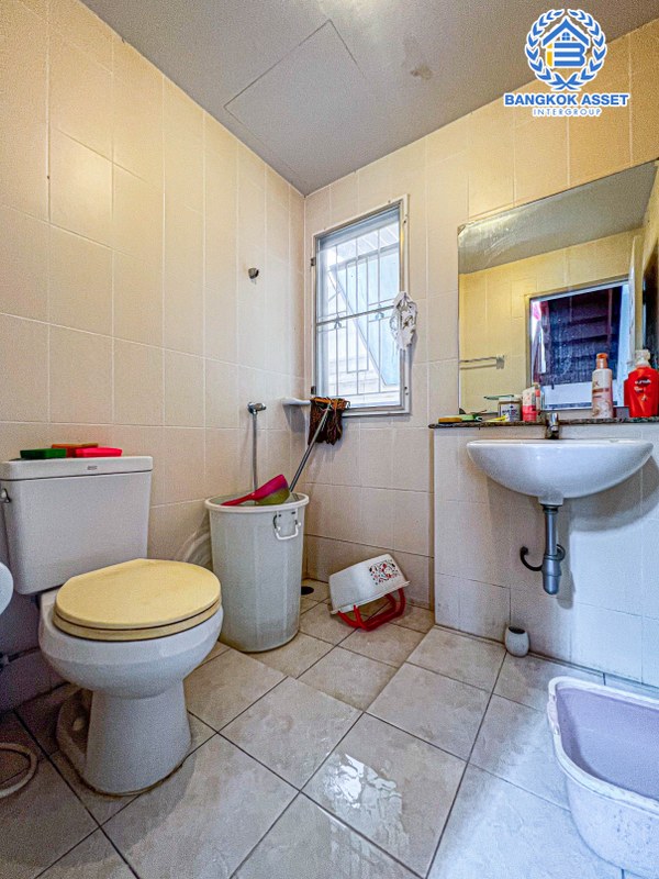 *****บ้านแฝดมือสองนนทบุรี โครงการ ศุภาลัยวิลล์ วงแหวนปิ่นเกล้า-พระราม5 เนื้อที่ 36 ตร.ว บ้านสภาพดี มีสวนในตัว พร้อมฟังก์ชัน 3 ห้องนอน 2 ห้องน้ำ 1 ที่จอดรถ แถมฟรี! 1 เครื่องปรับอากาศ ทำเลสงบ ร่มเย็น เชื่อมต่อถนนอัจฉริยะพัฒนา, ถนนกาญจนาภิเษก ใกล้ห้างสรรพสินค้า "โลตัส บางใหญ่" และจุดขึ้นทางด่วน "ศรีรัช"