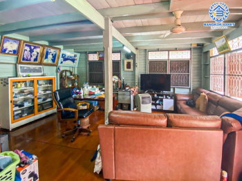 *****บ้านเดี่ยวมือสอง ซอยกรุงเทพ-นนทบุรี56 เนื้อที่กว้าง 74 ตร.ว. ฟังก์ชัน 4 ห้องนอน 1 ห้องน้ำ ภายในสภาพดี ตั้งบนทำเลชุมชน เดินทางสะดวกสบาย เชื่อมต่อถนนวงศ์สว่าง, ถนนกรุงเทพ-นนทบุรี, ถนนนครอินทร์, ถนนติวานนท์ ใกล้รถไฟฟ้าสายสีม่วง "สถานีวงศ์สว่าง" และทางด่วน "ศรีรัช" จองเลย!