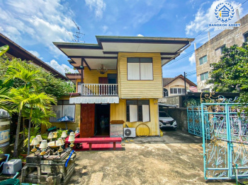 *****บ้านเดี่ยวมือสอง ซอยกรุงเทพ-นนทบุรี56 เนื้อที่กว้าง 74 ตร.ว. ฟังก์ชัน 4 ห้องนอน 1 ห้องน้ำ ภายในสภาพดี ตั้งบนทำเลชุมชน เดินทางสะดวกสบาย เชื่อมต่อถนนวงศ์สว่าง, ถนนกรุงเทพ-นนทบุรี, ถนนนครอินทร์, ถนนติวานนท์ ใกล้รถไฟฟ้าสายสีม่วง "สถานีวงศ์สว่าง" และทางด่วน "ศรีรัช" จองเลย!