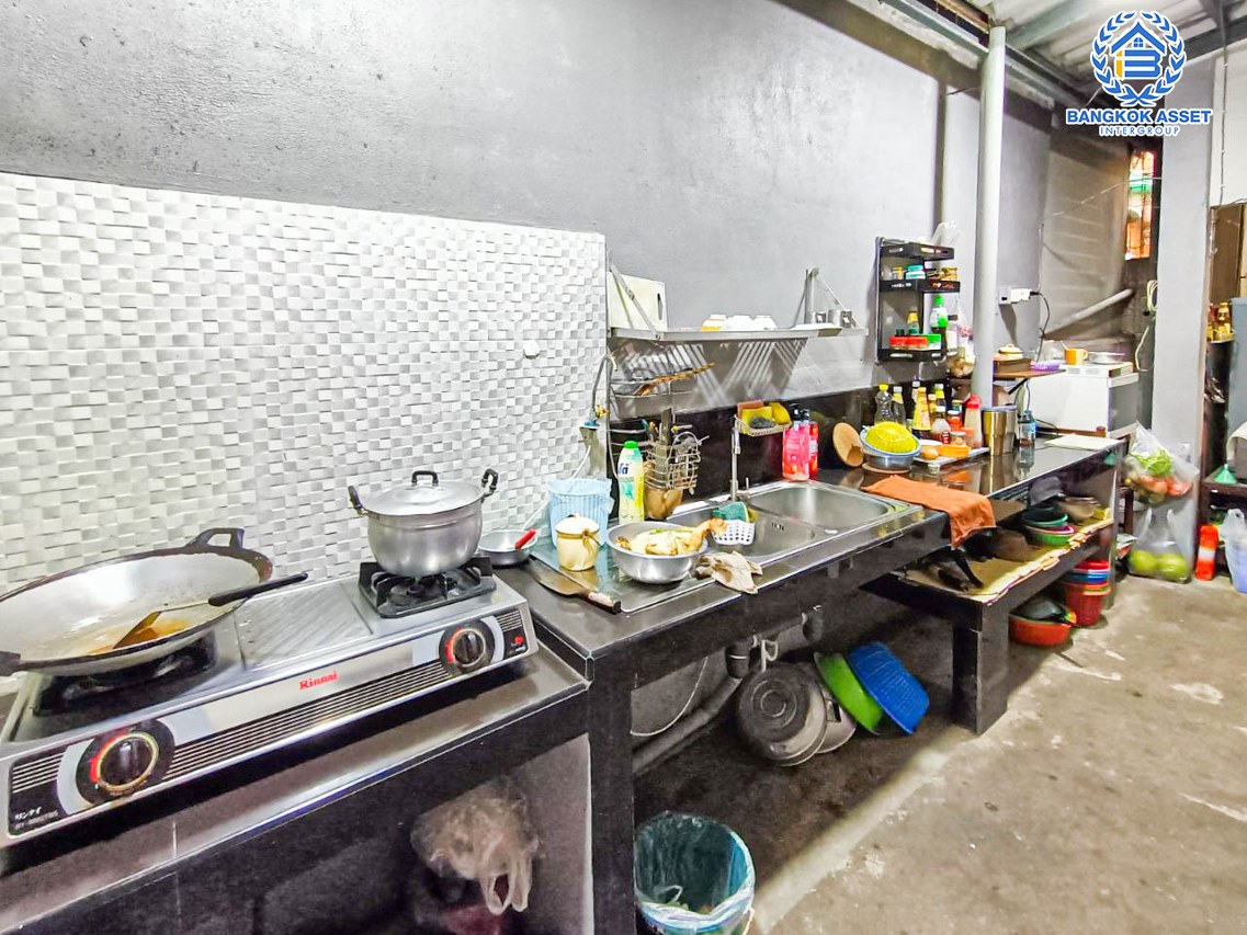 *****บ้านแฝดมือสองนนทบุรี โครงการ อินโดไทย รัตนาธิเบศร์ #หลังมุม เนื้อที่กว้างสุดถึง 42 ตร.ว. ฟังก์ชัน 3 ห้องนอน 4 ห้องน้ำ 2 ที่จอดรถ แถมฟรี! 3 เครื่องปรับอากาศ, 1 เครื่องทำน้ำอุ่น บนทำเลติดถนนรัตนาธิเบศร์ เพียง 450 เมตรก็ถึงรถไฟฟ้าสายสีม่วง "สถานีศูนย์ราชการนนทบุรี"