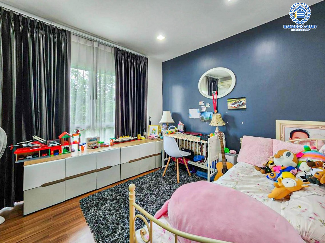 *****บ้านเดี่ยวมือสอง โครงการ พฤกษาวิลเลจ28 ซีนเนอรี่ กาญจนาภิเษก เนื้อที่ 69.90 ตร.ว. ฟังก์ชัน 4 ห้องนอน 3 ห้องน้ำ 3 ที่จอดรถ บ้านสภาพดี ภายในตกแต่งทันสมัย ต่อเติมหลังคาโรงรถพร้อมใช้งาน บนทำเลเชื่อมต่อถนนกาญจนาภิเษก ใกล้โครงการรถไฟฟ้าสายสีม่วง "สถานีตลาดบางใหญ่"