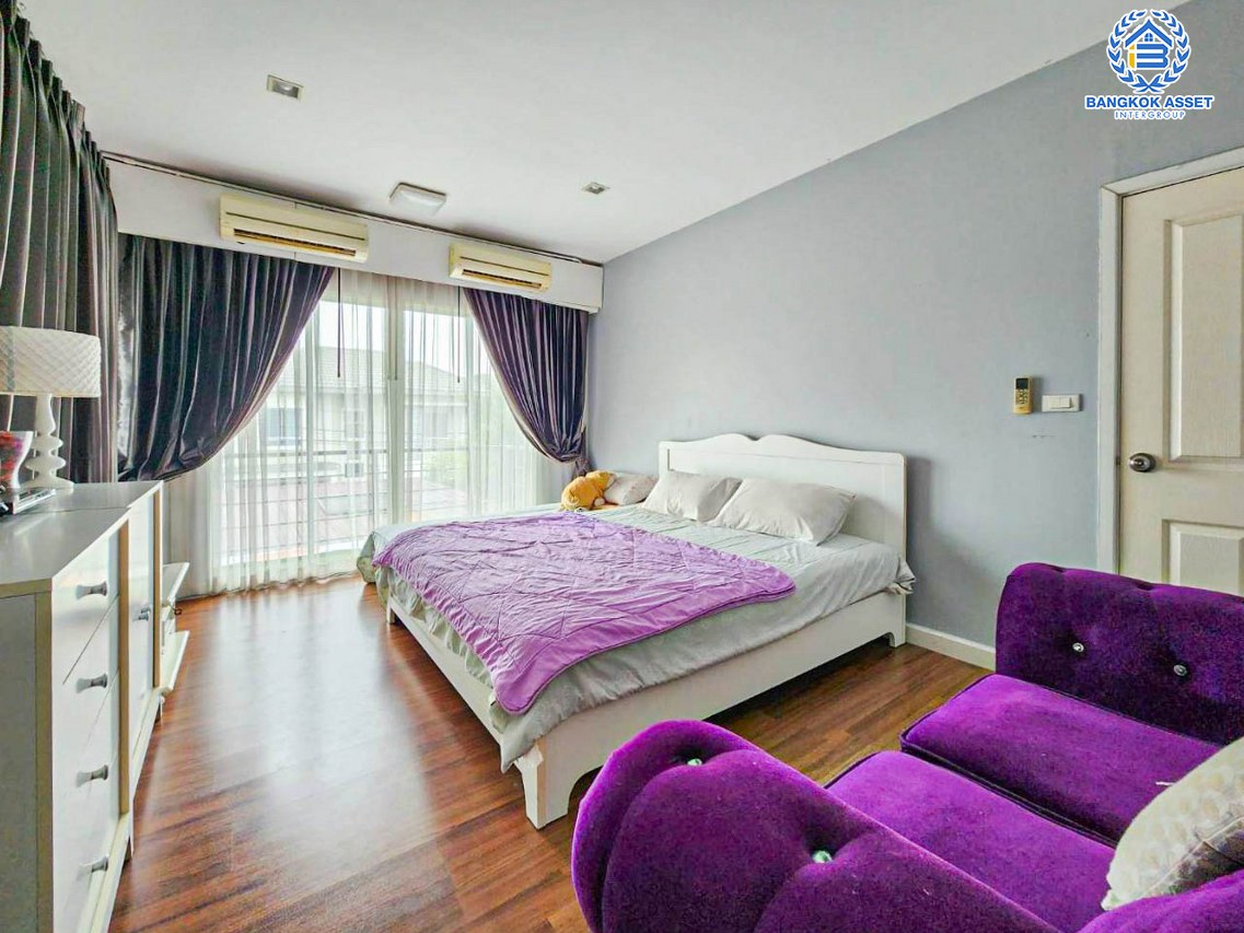 *****บ้านเดี่ยวมือสอง โครงการ พฤกษาวิลเลจ28 ซีนเนอรี่ กาญจนาภิเษก เนื้อที่ 69.90 ตร.ว. ฟังก์ชัน 4 ห้องนอน 3 ห้องน้ำ 3 ที่จอดรถ บ้านสภาพดี ภายในตกแต่งทันสมัย ต่อเติมหลังคาโรงรถพร้อมใช้งาน บนทำเลเชื่อมต่อถนนกาญจนาภิเษก ใกล้โครงการรถไฟฟ้าสายสีม่วง "สถานีตลาดบางใหญ่"