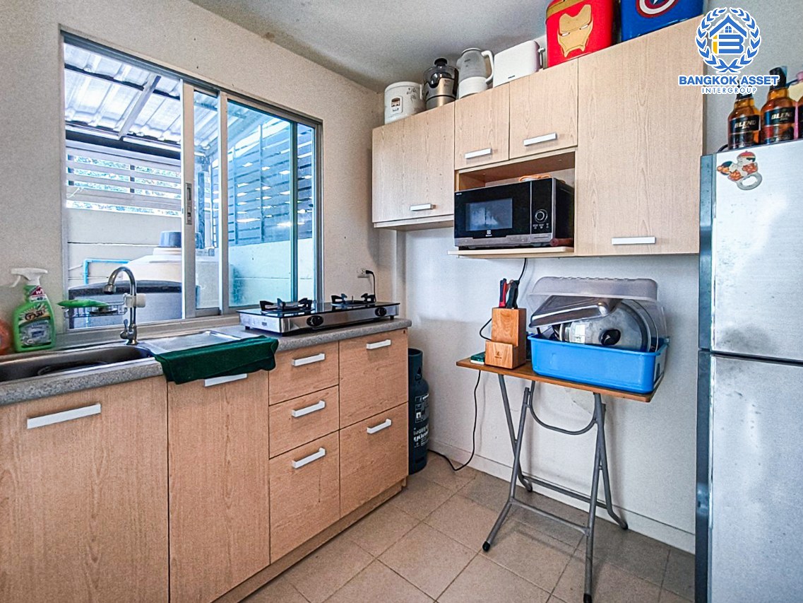 *****ทาวน์เฮ้าส์มือสอง นนทบุรี โครงการ ลุมพินีทาวน์วิลล์ ราชพฤกษ์-นครอินทร์ หลังมุม พื้นที่ 30.50 ตร.ว. 3 ห้องนอน 2 ห้องน้ำ 2 ที่จอดรถ บนทำเลโซนเมือง! เข้า-ออกได้หลายเส้นทาง ทั้งราชพฤกษ์, ถนนนครอินทร์, ถนนสิรินธร ใกล้รถไฟฟ้า "สถานีกระทรวงสาธารณสุข" และจุดขึ้นใกล้ขึ้นทางด่วน "ศรีรัช"