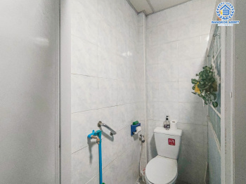 *****บ้านเดี่ยวมือสองนนทบุรี หมู่บ้านประชาชื่น สามัคคี เนื้อที่ 64 ตร.ว สภาพดี หลังใหญ่ พร้อมฟังก์ชัน 4 ห้องนอน 3 ห้องน้ำ 2 ที่จอดรถ ทำเลทอง ความสะดวกอยู่ทั่วรอบบ้าน เข้า-ออกได้หลายช่องทาง ถนนสามัคคี, ถนนประชาชื่น, ถนนแจ้งวัฒนะ-ปากเกร็ด ใกล้ห้างสรรพสินค้า "เซ็นทรัลเวสเกต" และทางพิเศษ "ศรีรัช"