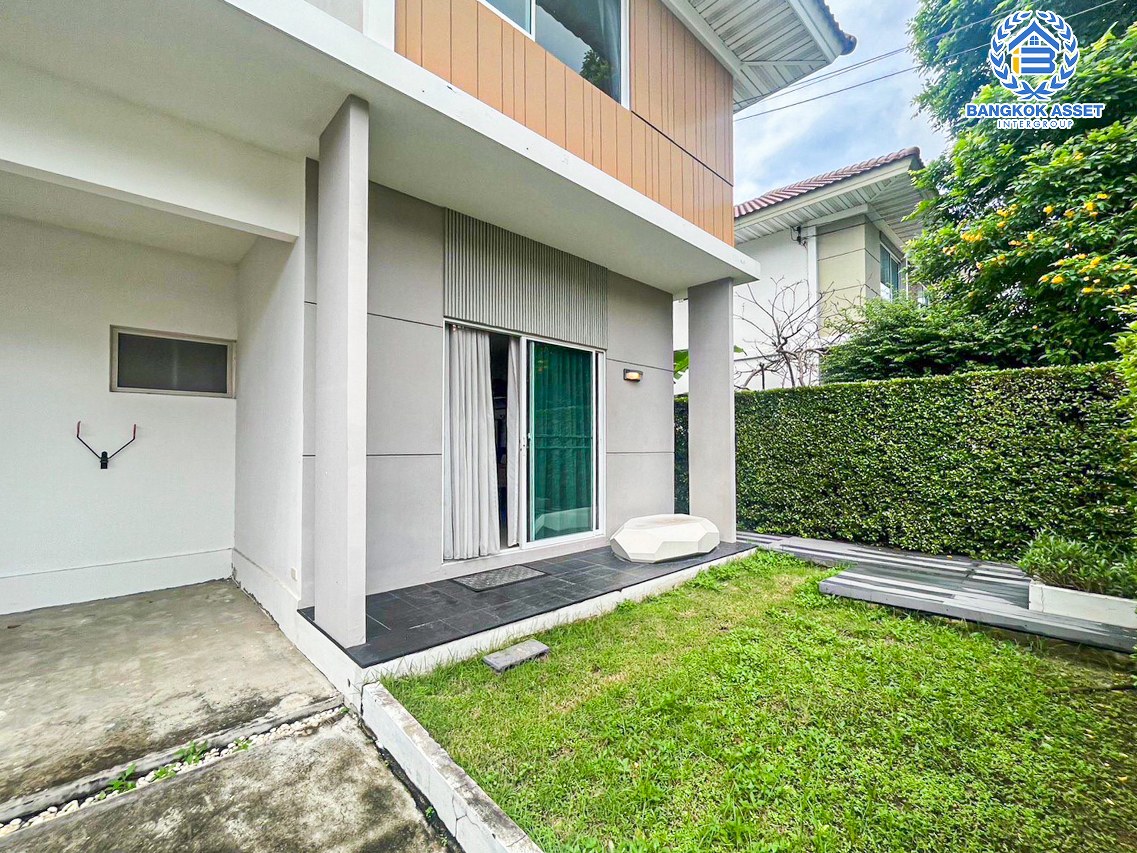 บ้านแฝดมือสอง นนทบุรี โครงการ เพอร์เฟคพาร์ค ราชพฤกษ์ แบรนด์ Perfect Property เนื้อกว่าที่ 39.6 ตร.ว. ฟังก์ชัน 3 ห้องนอน 3 ห้องน้ำ 2 ที่จอดรถ ภายในสวย บนทำเลเมือง เชื่อมต่อถนนรัตนาธิเบศร์, ถนนราชพฤกษ์, ถนนนครอินทร์ ใกล้รถไฟฟ้าสายสีม่วง "สถานีบางรักน้อยท่าอิฐ" และทางด่วน "ศรีรัช"