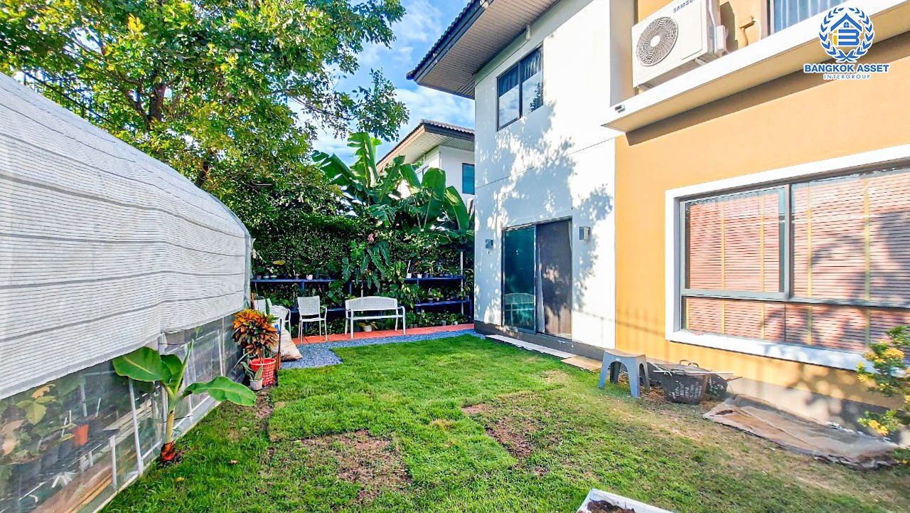 *****บ้านเดี่ยวมือสอง หลังใหญ่ จากแบรนด์ Sansiri โครงการ บุราสิริ ราชพฤกษ์-345 เนื้อที่กว่า 97.10 ตร.ว. ฟังก์ชัน 3 ห้องนอน 3 ห้องน้ำ 2 ที่จอดรถ สภาพสวยเหมือนใหม่ ต่อเติมครบครัน ทำเลดี เชื่อมต่อทั้งถนนสะพานนนทบุรี-บางบัวทอง, ถนนกาญจนาภิเษก, ถนนราชพฤกษ์ ใกล้เซ็นทรัลเวสต์เกต และอีเกียบางใหญ่ จองเลย!