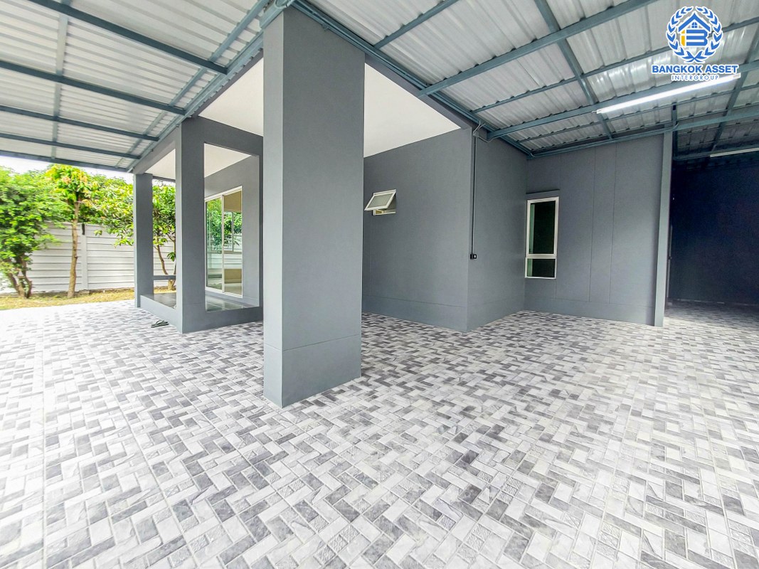 *****บ้านเดี่ยวมือสอง หลังมุม โครงการ ธนาวิลเลจ1 พระราม5-บางใหญ่ เนื้อที่ 69.9 ตร.ว สภาพดี สไตล์โมเดิร์น แต่งเติมครัวให้เรียบร้อย ฟังก์ชัน 4 ห้องนอน 2 ห้องน้ำ 2 ที่จอดรถ แถมฟรี! ปั๊มน้ำและแทงค์น้ำ ทำเลเดินทางสะดวก เชื่อมต่อถนนแก้วอินท์, ถนนกาญจนาภิเษก, ใกล้โครงการรถไฟฟ้าสายสีม่วง "สถานีตลาดบางใหญ่"