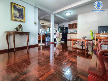 *****บ้านเดี่ยวมือสองกรุงเทพมหานคร หมู่บ้าน ซอยสุขุมวิท50 เนื้อที่กว้างขวางถึง 71.3 ตร.ว. ฟังก์ชัน 3 ห้องนอน 2 ห้องน้ำ 2 ที่จอดรถ แถมฟรี! 2 เครื่องปรับอากาศ บนทำเลเยี่ยมสุดๆ เชื่อมต่อถนนสุขุมวิท เพียง 5 นาทีก็ถึงรถไฟฟ้าสายสีเขียว "สถานีอ่อนนุช" จองเลย!