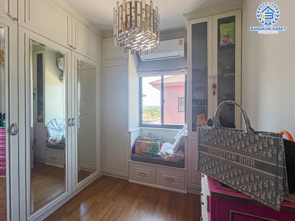 *****บ้านเดี่ยวมือสองกรุงเทพฯ โครงการ เดอะริคโค้ เรสซิเดนซ์ วงแหวนฯ-หทัยราษฎร์ เนื้อที่กว้างขวางถึง 53.4 ตร.ว. ฟังก์ชัน 3 ห้องนอน 2 ห้องน้ำ 2 ที่จอดรถ บ้านสวย ตกแต่งเสร็จเรียบร้อย บนทำเลเชื่อมต่อ ถนนรามอินทรา, ถนนคู้บอน, ถนนหทัยราษฎร์ ใกล้จุดขึ้นทางด่วน "รามอินทรา-อาจณรงค์"