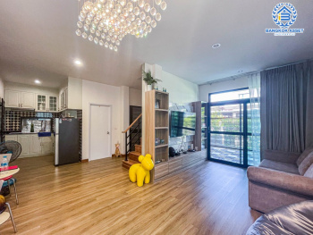 *****บ้านเดี่ยวมือสองกรุงเทพฯ โครงการ เดอะริคโค้ เรสซิเดนซ์ วงแหวนฯ-หทัยราษฎร์ เนื้อที่กว้างขวางถึง 53.4 ตร.ว. ฟังก์ชัน 3 ห้องนอน 2 ห้องน้ำ 2 ที่จอดรถ บ้านสวย ตกแต่งเสร็จเรียบร้อย บนทำเลเชื่อมต่อ ถนนรามอินทรา, ถนนคู้บอน, ถนนหทัยราษฎร์ ใกล้จุดขึ้นทางด่วน "รามอินทรา-อาจณรงค์"