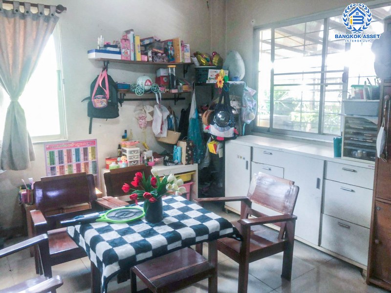 *****บ้านเดี่ยวมือสองนนทบุรี หมู่บ้าน ซอยแจ้งวัฒนะ-ปากเกร็ด20 เนื้อที่ 67 ตร.ว. พื้นที่ใช้สอยเยอะ ฟังก์ชัน 3 ห้องนอน 3 ห้องน้ำ 2 ที่จอดรถ แถมฟรี! 4 เครื่องปรับอากาศ 3 เครื่องทำน้ำอุ่น ทำเลเชื่อมต่อ ถนนเลี่ยงเมืองปากเกร็ด, ถนนแจ้งวัฒนะ ใกล้รถไฟฟ้าสายสีชมพู "สถานีกรมชลประทาน" และทางด่วน "ศรีรัช"