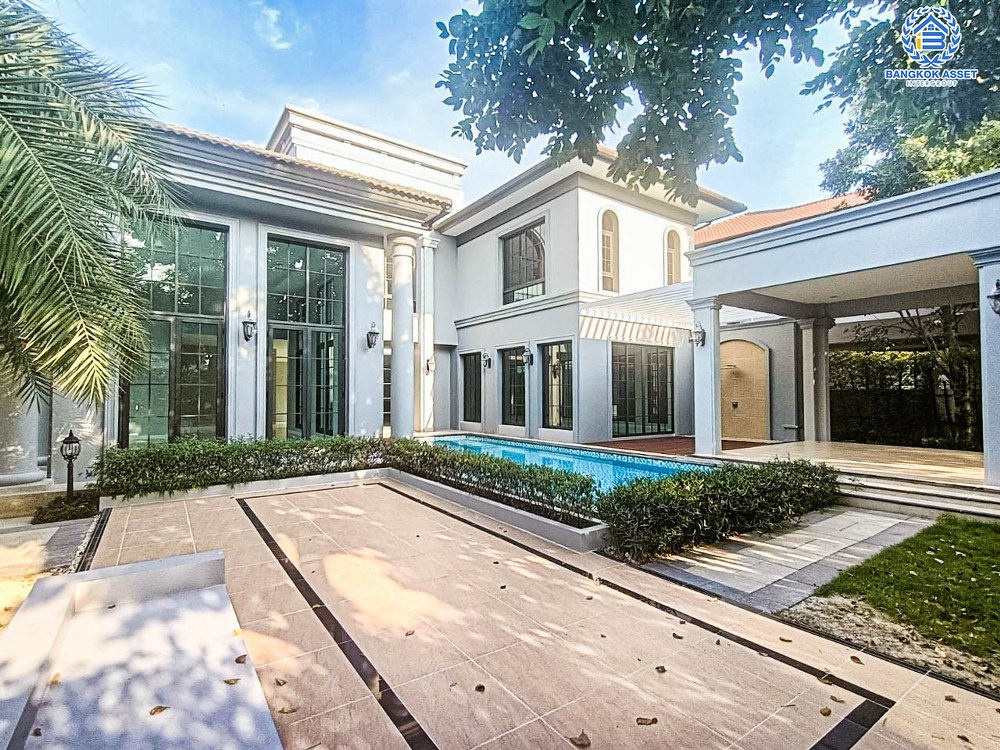 *****บ้านเดี่ยวมือสอง โครงการ เดอะแกรนด์ ปิ่นเกล้า หลังมุม! ดีไซน์หรูติดถนนบรมราชชนนี พร้อมสระว่ายน้ำส่วนตัว เนื้อที่กว้างเกือบ 226 ตร.ว. ฟังก์ชัน 4 ห้องนอน 5 ห้องน้ำ 3 ที่จอดรถ สิ่งอำนวยความสะดวกครบครัน บนทำเลเดินทางสะดวก เชื่อมต่อถนนวงแหวนกาญจนาภิเษก และทางคู่ขนานลอยฟ้าบรมราชชนนี