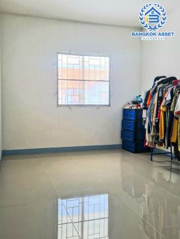 *****ทาวน์เฮ้าส์มือสองนนทบุรี โครงการ พฤกษา38 ชัยพฤกษ์-วงแหวน เนื้อที่กว้าง 19.4 ตร.ว. ฟังก์ชัน 3 ห้องนอน 2 ห้องน้ำ 1 ที่จอดรถ แถมฟรี! 2 เครื่องปรับอากาศ บนทำเลเยี่ยม ใกล้เซ็นทรัลเวสต์เกต และรถไฟฟ้าสายสีม่วง "สถานีคลองบางไผ่" จองเลย!