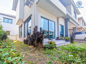 *****บ้านเดี่ยวมือสอง โครงการ เวนิว ติวานนท์-รังสิต เนื้อที่ 50.30 ตร.ว. ฟังก์ชัน 3 ห้องนอน 3 ห้องน้ำ 2 ที่จอดรถ พื้นที่รอบบ้านกว้าง ต่อเติมพร้อมอยู่ บนทำเลแห่งการเดินทาง เชื่อมต่อถนนติวานนท์, ถนนศรีสมาน, ถนนปทุมธานี-บางปะอิน ใกล้รถไฟฟ้าสายสีแดง "สถานีรังสิต" และจุดขึ้นทางด่วน "ศรีรัช"