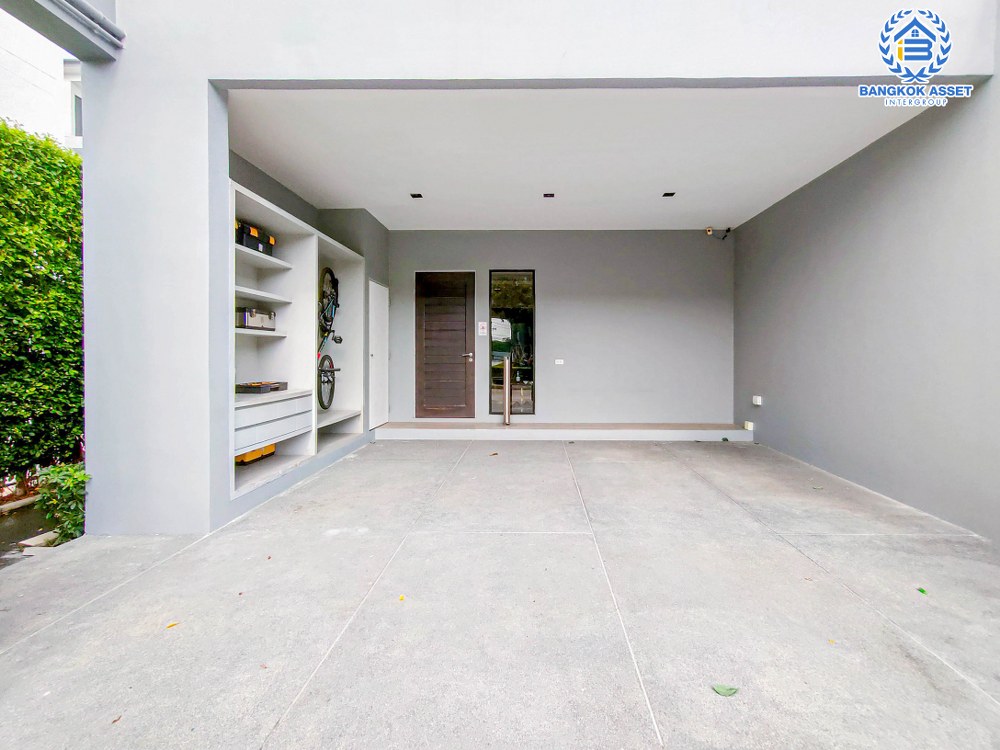 *****ทาวน์โฮม 3.5 ชั้นมือหนึ่ง โครงการ อัยย์ ราชพฤกษ์ หลังมุม เนื้อที่กว้างเกือบ 35 ตร.ว. ฟังก์ชัน 4 ห้องนอน 4 ห้องน้ำ 2 ที่จอดรถ เป็นบ้านตัวอย่าง พร้อมตกแต่ง เชื่อมต่อถนนกาญจนาภิเษก, ถนนนครอินทร์, ถนนปลายบาง ใกล้รถไฟฟ้าสายสีม่วง "สถานีตลาดบางใหญ่" และจุดขึ้นทางด่วน "ศรีรัช"