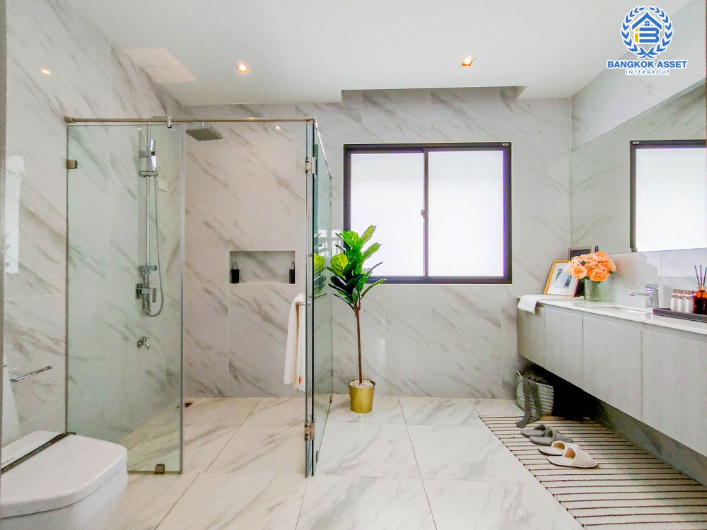 *****ทาวน์โฮม 3.5 ชั้นมือหนึ่ง โครงการ อัยย์ ราชพฤกษ์ หลังมุม เนื้อที่กว้างเกือบ 35 ตร.ว. ฟังก์ชัน 4 ห้องนอน 4 ห้องน้ำ 2 ที่จอดรถ เป็นบ้านตัวอย่าง พร้อมตกแต่ง เชื่อมต่อถนนกาญจนาภิเษก, ถนนนครอินทร์, ถนนปลายบาง ใกล้รถไฟฟ้าสายสีม่วง "สถานีตลาดบางใหญ่" และจุดขึ้นทางด่วน "ศรีรัช"