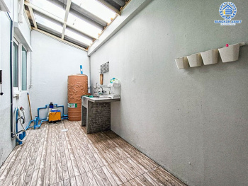 *****ทาวน์เฮ้าส์มือสอง โครงการ โกลเด้นทาวน์ รัตนาธิเบศร์-สถานีรถไฟฟ้าบางพลู หลังมุม เนื้อที่ 29.70 ตร.ว. ฟังก์ชัน 4 ห้องนอน 2 ห้องน้ำ 2 ที่จอดรถ ภายในสภาพสวย บริเวณบ้านกว้างขวาง บนทำเลเดินทางสะดวก เชื่อมต่อถนนรัตนาธิเบศร์ ใกล้รถไฟฟ้าสายสีม่วง "สถานีบางพลู" และจุดขึ้นทางด่วน "ศรีรัช"