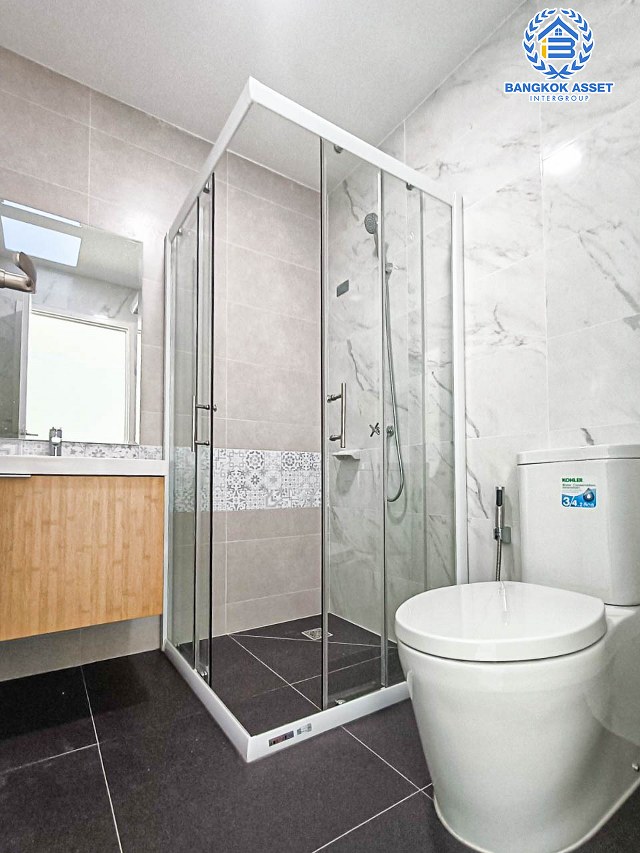 *****ทาวน์เฮ้าส์มือสองสมุทรปราการ หมู่บ้าน บ้านพฤกษา ประชาอุทิศ2 เนื้อที่ 18.5 ตร.ว. ฟังก์ชันจัดเต็ม 4 ห้องนอน 2 ห้องน้ำ 1 ที่จอดรถ แถมฟรี! 1 เครื่องปรับอากาศ บนทำเลแห่งการเดินทาง เชื่อมต่อถนนกาญจนาภิเษก, ถนนประชาอุทิศ-วัดคู่สร้าง ใกล้จุดขึ้นทางด่วน "เฉลิมมหานคร"