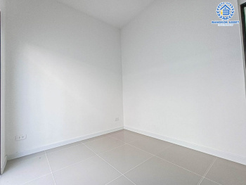 *****ทาวน์เฮ้าส์มือสองสมุทรปราการ หมู่บ้าน บ้านพฤกษา ประชาอุทิศ2 เนื้อที่ 18.5 ตร.ว. ฟังก์ชันจัดเต็ม 4 ห้องนอน 2 ห้องน้ำ 1 ที่จอดรถ แถมฟรี! 1 เครื่องปรับอากาศ บนทำเลแห่งการเดินทาง เชื่อมต่อถนนกาญจนาภิเษก, ถนนประชาอุทิศ-วัดคู่สร้าง ใกล้จุดขึ้นทางด่วน "เฉลิมมหานคร"