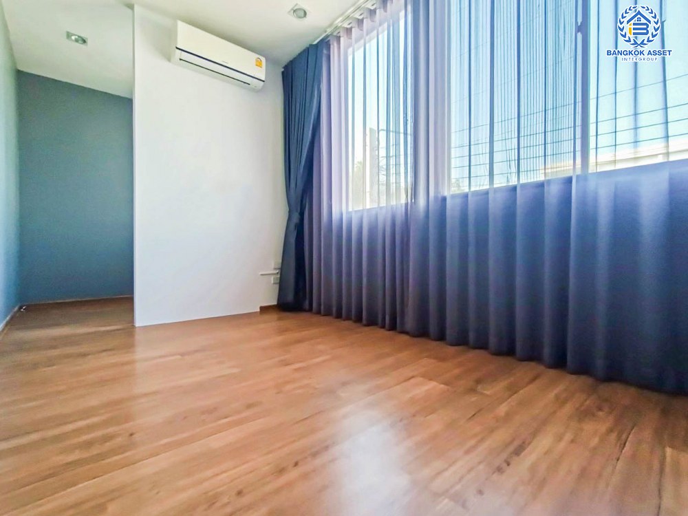 *****ทาวน์เฮ้าส์มือสอง โครงการ พลีโน่ ราชพฤกษ์ หลังมุม คุณภาพระดับ AP บนเนื้อที่ 27.60 ตร.ว. ฟังก์ชัน 3 ห้องนอน 2 ห้องน้ำ 2 ที่จอดรถ สภาพดีน่าอยู่มาก การเดินทางสะดวกสบาย เชื่อมต่อถนนราชพฤกษ์, ถนนชัยพฤกษ์, ถนน 345 ใกล้รถไฟฟ้าสายสีม่วง "สถานีบางพลู" ทางด่วน "ศรีรัช"