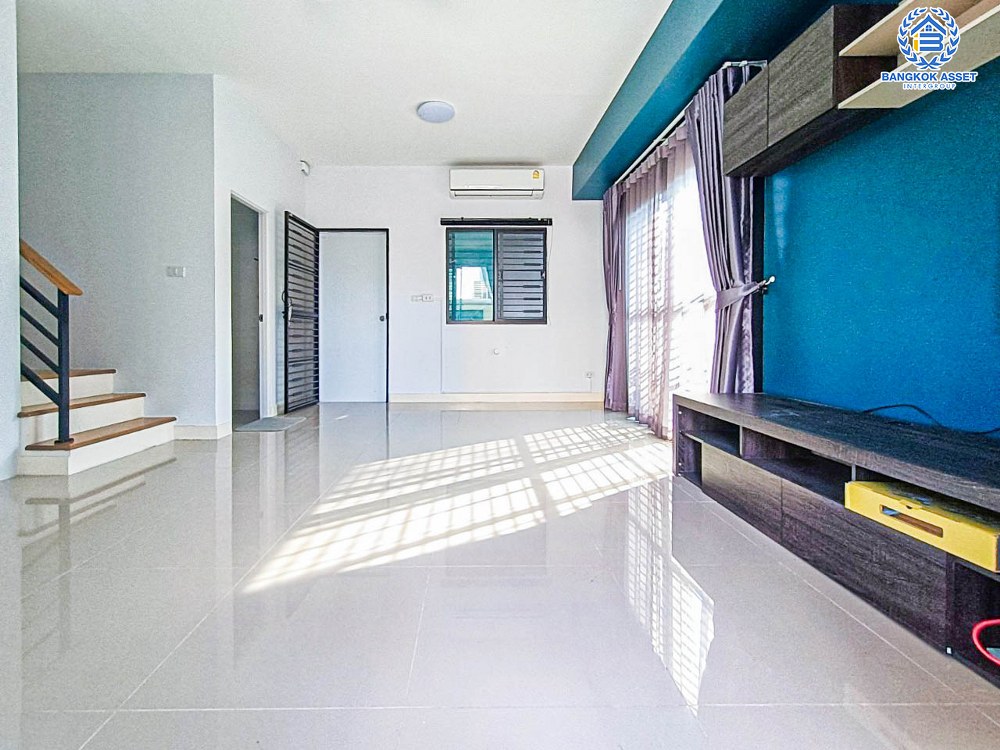 *****ทาวน์เฮ้าส์มือสอง โครงการ พลีโน่ ราชพฤกษ์ หลังมุม คุณภาพระดับ AP บนเนื้อที่ 27.60 ตร.ว. ฟังก์ชัน 3 ห้องนอน 2 ห้องน้ำ 2 ที่จอดรถ สภาพดีน่าอยู่มาก การเดินทางสะดวกสบาย เชื่อมต่อถนนราชพฤกษ์, ถนนชัยพฤกษ์, ถนน 345 ใกล้รถไฟฟ้าสายสีม่วง "สถานีบางพลู" ทางด่วน "ศรีรัช"