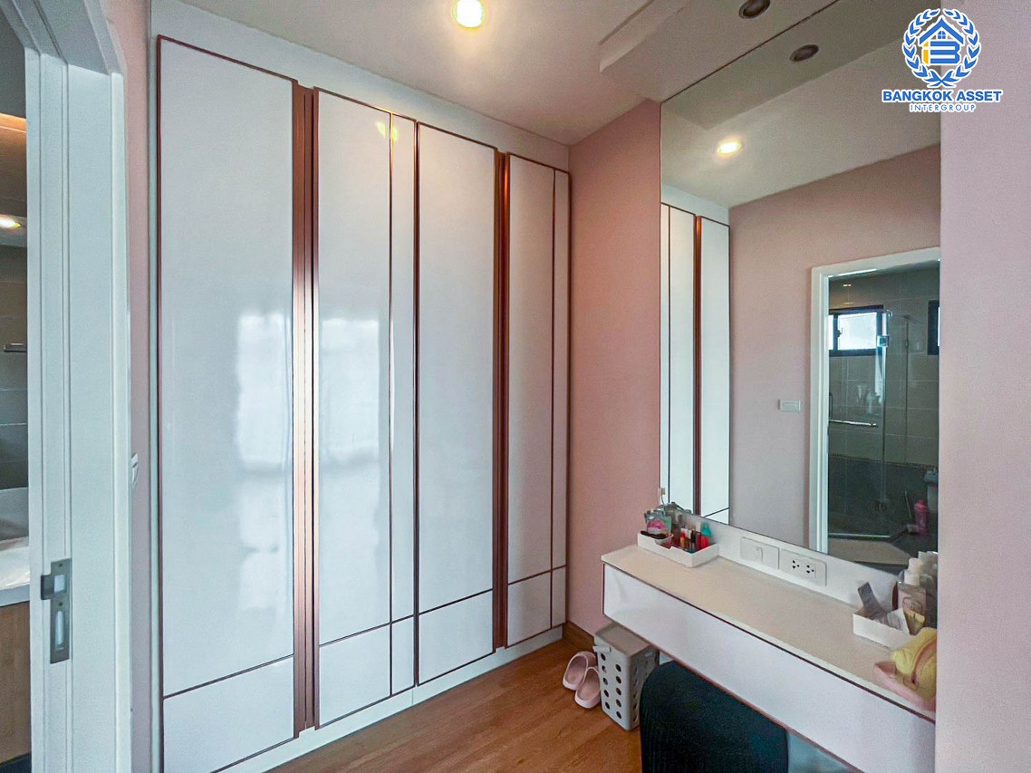 *****บ้านเดี่ยวมือสองนนทบุรี โครงการ ภัสสร แจ้งวัฒนะ-ชัยพฤกษ์ หลังมุม เนื้อที่กว้างขวางเกือบ 67 ตร.ว. ฟังก์ชัน 4 ห้องนอน 5 ห้องน้ำ 2 ที่จอดรถ มีห้องอเนกประสงค์ด้านล่าง กั้นเป็นห้องนอนได้, ห้องแม่บ้าน และห้องน้ำแม่บ้าน บนทำเลดี ใกล้รถไฟฟ้าสายสีชมพู "สถานีปากเกร็ด" และทางด่วน "แจ้งวัฒนะ"