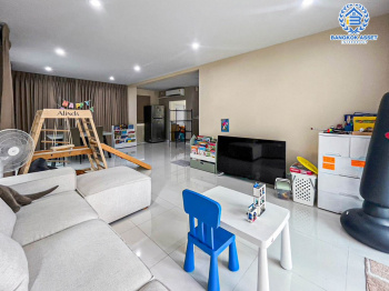 *****บ้านเดี่ยวมือสองนนทบุรี โครงการ ภัสสร แจ้งวัฒนะ-ชัยพฤกษ์ เนื้อที่กว้าง 54 ตร.ว. ฟังก์ชัน 3 ห้องนอน 3 ห้องน้ำ 2 ที่จอดรถ บ้านสภาพเหมือนใหม่ บนทำเลแห่งการเดินทาง ใกล้รถไฟฟ้าสายในอนาคตสีชมพู "สถานีปากเกร็ด" และทางด่วน "แจ้งวัฒนะ"