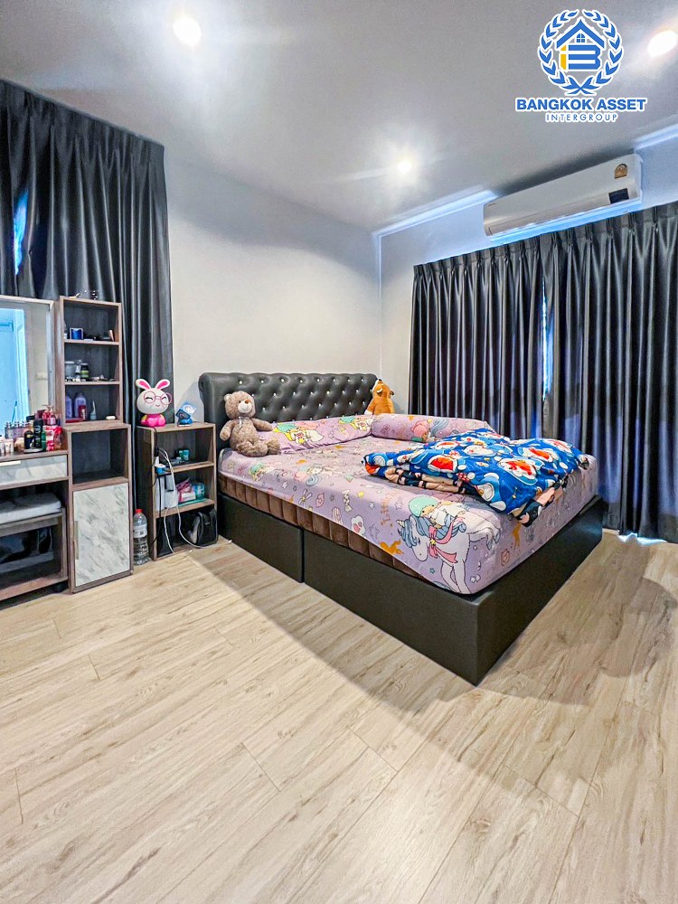 *****บ้านแฝดมือสอง โครงการ อีโค เฮ้าส์ วงแหวน-ลำลูกกา เนื้อที่กว่า 35.30 ตร.ว. ฟังก์ชัน 2 ห้องนอน 2 ห้องน้ำ 2 ที่จอดรถ ภายในตกแต่งสวยสภาพดี ฟรี! เครื่องปรับอากาศ โครงการตั้งบนทำเลดี เชื่อมต่อถนนลำลูกกา ใกล้รถไฟฟ้าสายสีเขียว(ส่วนต่อขยาย คูคต-ลำลูกกา) และจุดขึ้นทางด่วน "รามอินทรา-อาจณรงค์"