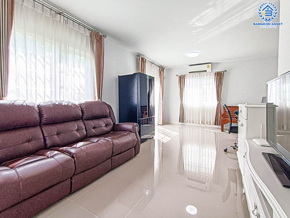 *****บ้านเดี่ยวมือสอง โครงการ เพอร์เฟคพาร์ค ชัยพฤกษ์ หลังมุม เนื้อที่ 63.40 ตร.ว. ฟังก์ชัน 3 ห้องนอน 3 ห้องน้ำ 4 ที่จอดรถ แถมฟรี! เครื่องปรับอากาศ บนทำเลเดินทางสะดวก เชื่อมต่อ ถนนกาญจนาภิเษก ถนนรัตนาธิเบศร์ ถนนชัยพฤษ์ ใกล้รถไฟฟ้าสายสีม่วง "สถานีคลองบางไผ่" และทางด่วน "ศรีรัช"