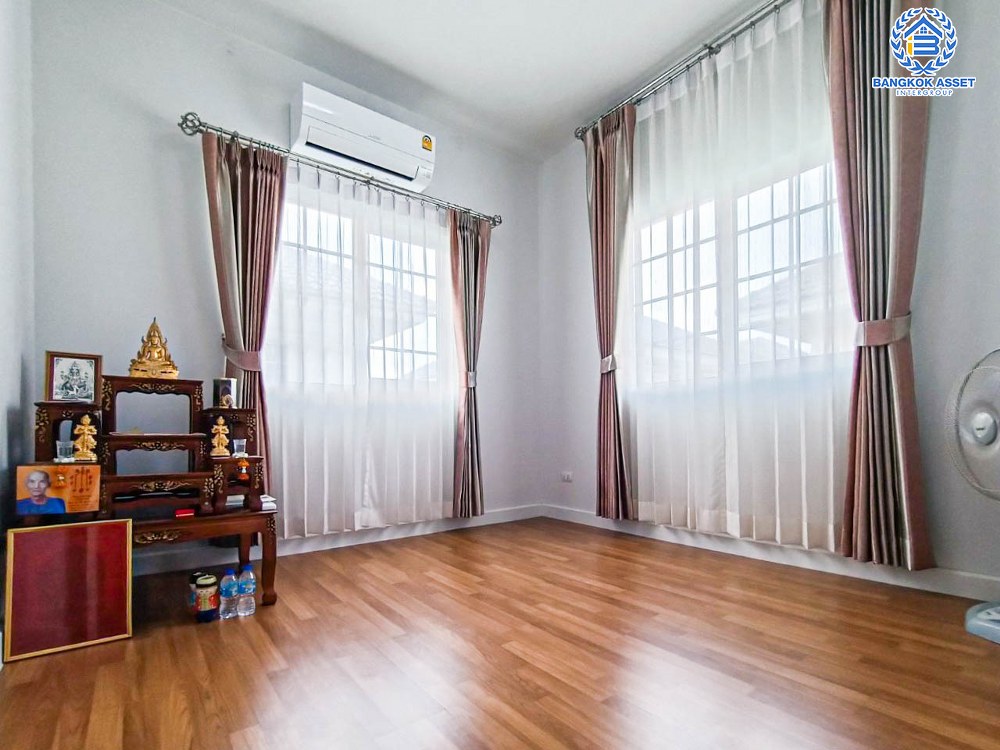 *****บ้านเดี่ยวมือสอง โครงการ เพอร์เฟคพาร์ค ชัยพฤกษ์ หลังมุม เนื้อที่ 63.40 ตร.ว. ฟังก์ชัน 3 ห้องนอน 3 ห้องน้ำ 4 ที่จอดรถ แถมฟรี! เครื่องปรับอากาศ บนทำเลเดินทางสะดวก เชื่อมต่อ ถนนกาญจนาภิเษก ถนนรัตนาธิเบศร์ ถนนชัยพฤษ์ ใกล้รถไฟฟ้าสายสีม่วง "สถานีคลองบางไผ่" และทางด่วน "ศรีรัช"