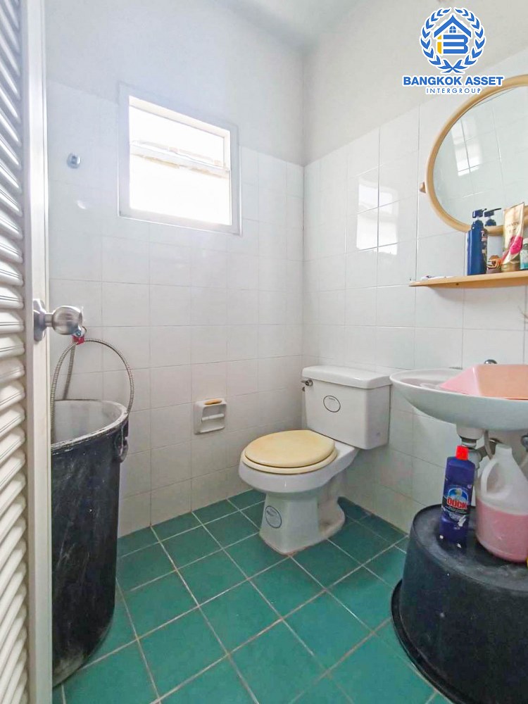 *****บ้านเดี่ยวมือสอง โครงการ พฤกษาวิลเลจ2 รังสิต-นครนายก เนื้อที่กว้าง 54.80 ตร.ว. ฟังก์ชัน 3 ห้องนอน 3 ห้องน้ำ 1 ที่จอดรถ บ้านพื้นที่กว้างขวาง สภาพสวยพร้อมเข้าอยู่ ของแถมเพียบ! โครงการตั้งบนทำเลเดินทางสะดวก เชื่อมต่อถนนรังสิต-นครนายก, ถนนกาญจนาภิเษก, ถนนเลียบคลองหกวา จองเลย!