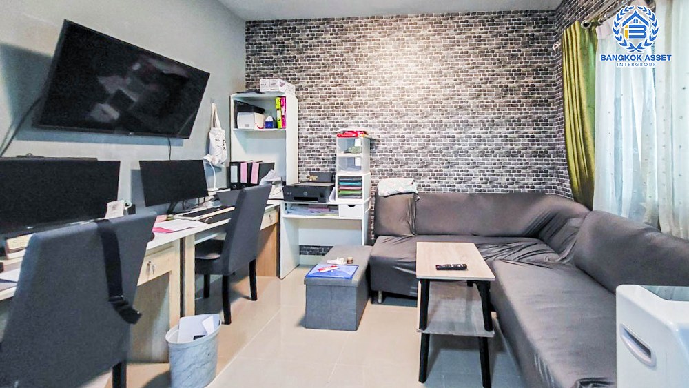 *****ทาวน์เฮ้าส์มือสอง นนทบุรี โครงการ อารียา เดอะคัลเลอร์ส กาญจนา-ราชพฤกษ์ เฟส8 หลังมุม! บนเนื้อที่ 27.10 ตร.ว. ฟังก์ชัน 3 ห้องนอน 2 ห้องน้ำ 2 ที่จอดรถ ฟรี! แอร์ มาพร้อมสิ่งอำนวยความสะดวกโครงการครบครัน พร้อมเข้าอยู่ เชื่อมต่อถนนกาญจนาภิเษก, ถนบางกรวย-ไทรน้อย, ถนนชัยพฤกษ์ ใกล้ทางด่วน "ศรีรัช"