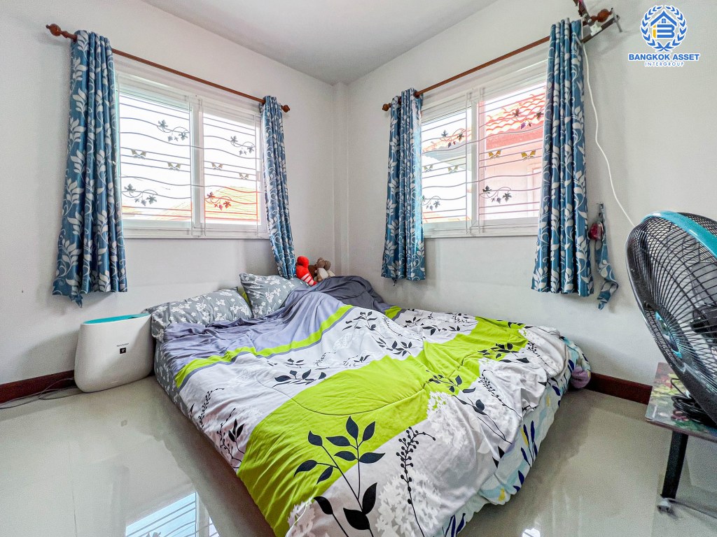 *****บ้านแฝดมือสองกรุงเทพมหานคร โครงการ อรุณทอง6 เพชรเกษม เนื้อที่ 36 ตร.ว หลังใหญ่ สภาพดี มี Facilitties ครบครัน พร้อมฟังก์ชัน 3 ห้องนอน 2 ห้องน้ำ 1 ที่จอดรถ แถมฟรี! 2 เครื่องปรับอากาศ 1 ปั๊มน้ำ 1 แทงค์น้ำ ตั้งบนทำเลทอง เชื่อมต่อถนนเพชรเกษม, ถนนกาญจนาภิเษก ใกล้ห้างเดอะมอลบางแค