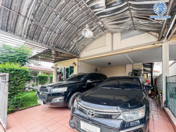 *****บ้านแฝดมือสสองปทุมธานี โครงการ ศุภาลัย วิลล์ ศรีสมาน-ปทุมสายใน เนื้อที่ 37.6 ตร.ว สภาพดี หลังใหญ่ กับฟัง์ชัน 3 ห้องนอน 2 ห้องน้ำ 2 ที่จอดรถ พิเศษฟรี! 2 เครื่องปรับอากาศ และเฟอร์นิเจอร์อื่น ๆ พร้อมใช้งาน ทำเลเยี่ยมติดแม่น้ำเจ้าพระยา เชื่อมต่อถนนสะพานนทบุรี-บางบัวทอง และถนนปทุมธานี-สายใน