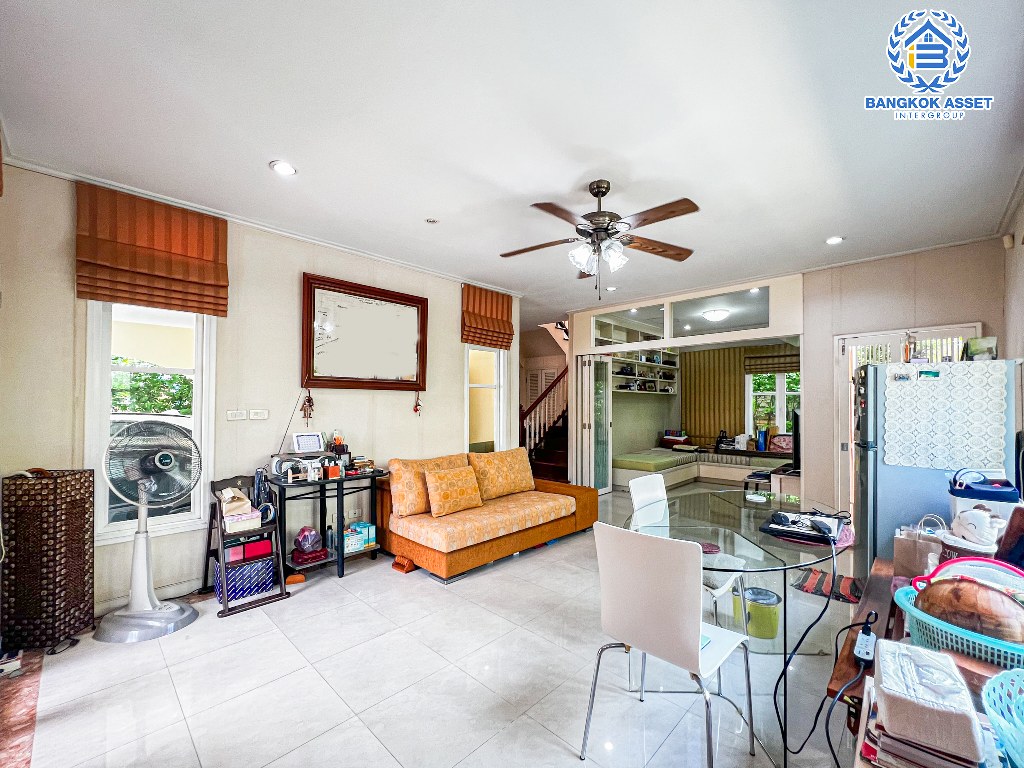 *****บ้านเดี่ยวมือสองกรุงเทพมหานคร โครงการ ภัสสร5 กัลปพฤกษ์ เนื้อที่ 67.3 ตร.ว บ้านหลังใหญ่ในสไตล์ Luxury พร้อมฟังก์ชัน 3 ห้องนอน 3 ห้องน้ำ 2 ที่จอดรถ ทำเลเดินทางสะดวก ติดถนนใหญ่ เชื่อมต่อถนนกัลปพฤกษ์, ถนนราชพฤกษ์ และถนนกาญจนาภิเษก ใกล้โครงการรถไฟฟ้าสายสีเขียวอ่อน "สถานีวุฒากาศ" และจุดขึ้นทางด่วน "เฉลิมมหานคร"