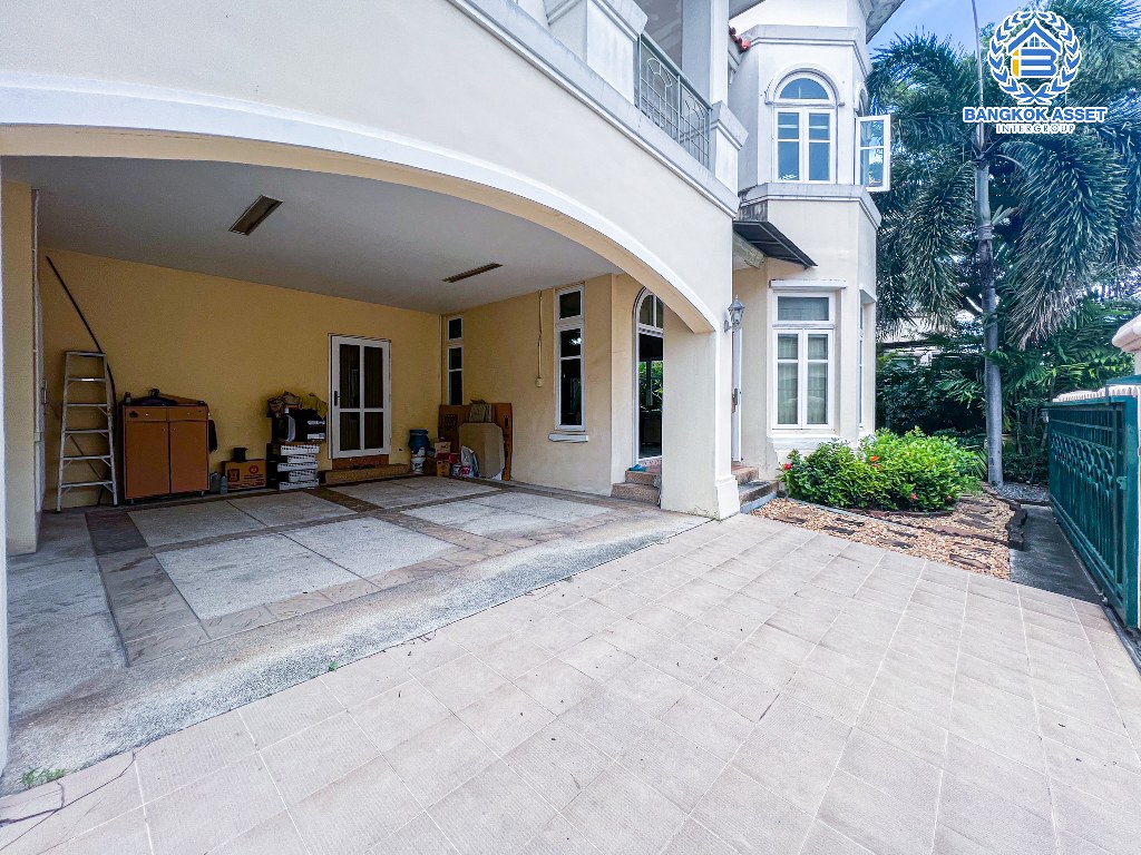 *****บ้านเดี่ยวมือสองกรุงเทพมหานคร โครงการ ภัสสร5 กัลปพฤกษ์ เนื้อที่ 67.3 ตร.ว บ้านหลังใหญ่ในสไตล์ Luxury พร้อมฟังก์ชัน 3 ห้องนอน 3 ห้องน้ำ 2 ที่จอดรถ ทำเลเดินทางสะดวก ติดถนนใหญ่ เชื่อมต่อถนนกัลปพฤกษ์, ถนนราชพฤกษ์ และถนนกาญจนาภิเษก ใกล้โครงการรถไฟฟ้าสายสีเขียวอ่อน "สถานีวุฒากาศ" และจุดขึ้นทางด่วน "เฉลิมมหานคร"