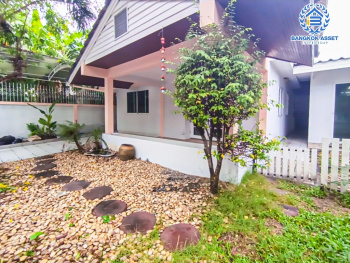 *****บ้านเดี่ยวมือสองนนทบุรี โครงการ ประชานิเวศน์3 สามัคคี เนื้อที่ 50 ตร.ว บ้านสภาพดี มีสวนในบ้าน พื้นที่ใช้สอยเยอะ พร้อมฟังก์ชัน 4 ห้องนอน 2 ห้องน้ำ 1 ที่จอดรถ ที่สุดแห่งทำเล มีสถานที่อำนวยความสะดวกมากมาย เชื่อมต่อถนนสามัคคี, ถนนติวานนท์, ถนนประชาชื่น ใกล้โครงการรถไฟฟ้าสายสีชมพู "สถานีสามัคคี" และทางพิเศษ "ศรีรัช"