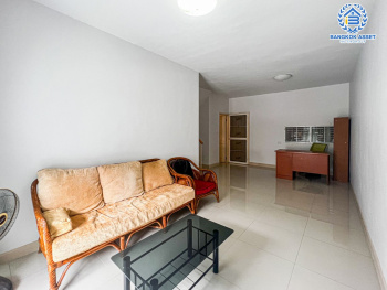 *****ทาวน์เฮ้าส์มือสองนนทบุรี โครงการ อารียา เดอะคัลเลอร์ ติวานนท์ เฟส4 เนื้อที่ 17.5 ตร.ว. ฟังก์ชัน 3 ห้องนอน 2 ห้องน้ำ 1 ที่จอดรถ แถมฟรี! 3 เครื่องปรับอากาศ และเฟอร์นิเจอร์ บนทำเลแห่งการเดินทาง ใกล้รถไฟฟ้าสายสีชมพู "สถานีเมืองทองธานี" และจุดขึ้นทางด่วน "ศรีสมาน", "แจ้งวัฒนะ" จองเลย