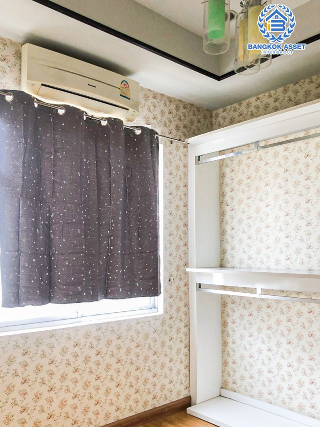 *****ทาวน์เฮ้าส์มือสองนนทบุรี โครงการ อารียา เดอะคัลเลอร์ ติวานนท์ เฟส4 เนื้อที่ 17.5 ตร.ว. ฟังก์ชัน 3 ห้องนอน 2 ห้องน้ำ 1 ที่จอดรถ แถมฟรี! 3 เครื่องปรับอากาศ, 1 เครื่องทำน้ำอุ่น, 1 เครื่องดูดควัน และเตาไฟฟ้า บนทำเลดี ใกล้รถไฟฟ้าสายสีชมพู "สถานีเมืองทองธานี" และจุดขึ้นทางด่วน "ศรีสมาน", "แจ้งวัฒนะ"