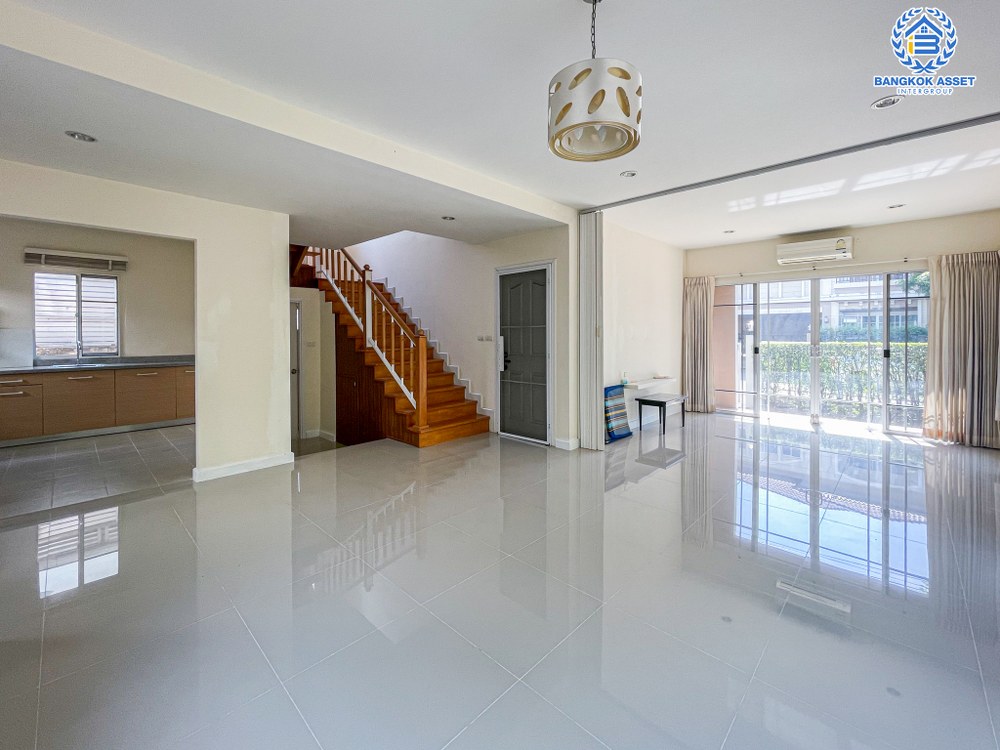 *****บ้านเดี่ยวมือสอง โครงการ ภัสสร19 วัชรพล-วงแหวน เนื้อที่กว้าง 50.60 ตร.ว. ฟังก์ชัน 3 ห้องนอน 1 ห้องน้ำ 2 ที่จอดรถ บ้านพร้อมอยู่ที่ถูกที่สุดในโครงการ ตั้งบนทำเลดี เชื่อมต่อถนนจตุโชติ, ถนนสายไหม, ถนนพหลโยธิน, ถนนลำลูกกา และจุดขึ้นทางด่วน "จตุโชติ" จองเลย!