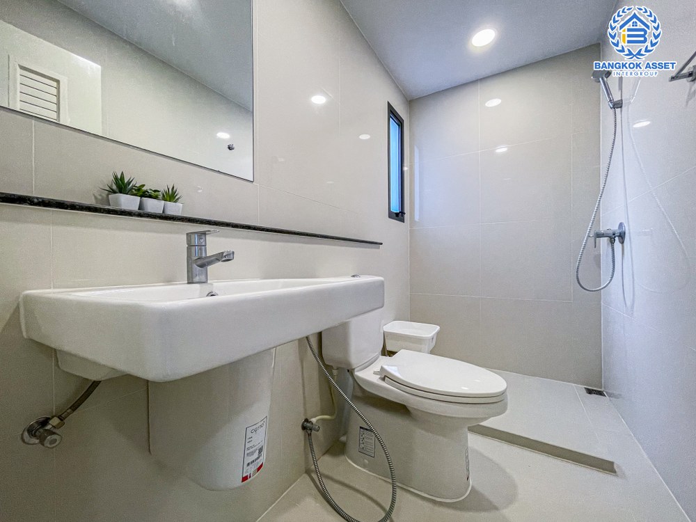 *****บ้านเดี่ยวมือสอง โครงการ เพอร์เฟคพาร์ค เวสต์เกต เนื้อที่กว้างขวางถึง 51.5 ตร.ว. ฟังก์ชันจัดเต็ม 4 ห้องนอน 3 ห้องน้ำ 2 ที่จอดรถ บ้านสภาพดีพร้อมเข้าอยู่ บนทำเลเดินทางสะดวก เชื่อมต่อถนนกาญจนาภิเษก, ถนนรัตนาธิเบศร์ ใกล้รถไฟฟ้าสายสีม่วง "สถานีคลองบางไผ่" จองเลย