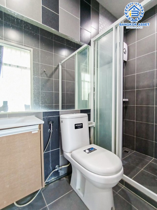 ทาวน์เฮ้าส์มือสองนนทบุรี โครงการ โมทาวน์ไลท์ ชัยพฤกษ์ เนื้อที่กว้าง 20 ตร.ว. ฟังก์ชัน 4 ห้องนอน 3 ห้องน้ำ 2 ที่จอดรถ แถมฟรี! 2 เครื่องปรับอากาศ และเฟอร์นิเจอร์ บนทำเลแห่งการเดินทาง เชื่อมต่อ ถนนชัยพฤกษ์, ถนนกาญจนาภิเษก ใกล้รถไฟฟ้าสายสีม่วง "สถานีบางพลู" ในราคาสุดคุ้ม!