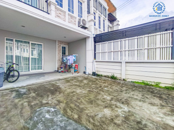 *****ทาวน์เฮ้าส์มือสอง โครงการ โกลเด้นซิตี้ ปิ่นเกล้า-จรัญสนิทวงศ์ บนเนื้อที่ 18.50 ตร.ว. ฟังก์ชัน 4 ห้องนอน 2 ห้องน้ำ 1 ที่จอดรถ บ้านสภาพสวย ฟังก์ชันครบ โครงการตั้งบนทำเลดีเชื่อมต่อถนนบางกรวย-ไทรน้อย, ถนนเทอดพระเกียรติ, ถนนนครอินทร์ ใกล้จุดขึ้นทางด่วน "ศรีรัช"