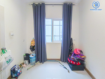 *****ทาวน์เฮ้าส์มือสอง โครงการ โกลเด้นซิตี้ ปิ่นเกล้า-จรัญสนิทวงศ์ บนเนื้อที่ 18.50 ตร.ว. ฟังก์ชัน 4 ห้องนอน 2 ห้องน้ำ 1 ที่จอดรถ บ้านสภาพสวย ฟังก์ชันครบ โครงการตั้งบนทำเลดีเชื่อมต่อถนนบางกรวย-ไทรน้อย, ถนนเทอดพระเกียรติ, ถนนนครอินทร์ ใกล้จุดขึ้นทางด่วน "ศรีรัช"