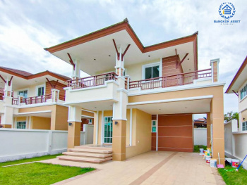 *****บ้านเดี่ยวมือสอง โครงการ สยามธารามันตรา ชลบุรี-บ้านบึง เนื้อที่กว้าง 54 ตร.ว. ฟังก์ชัน 3 ห้องนอน 2 ห้องน้ำ 2 ที่จอดรถ ดีไซน์โดดเด่นมีเอกลักษณ์เป็นของตัวเอง บนทำเลดี เชื่อมต่อถนนชลบุรี-บ้านบึง, ถนนเซิดน้อย-บ้านไผ่ และจุดขึ้นทางด่วน "ศรีรัช" จองเลย!