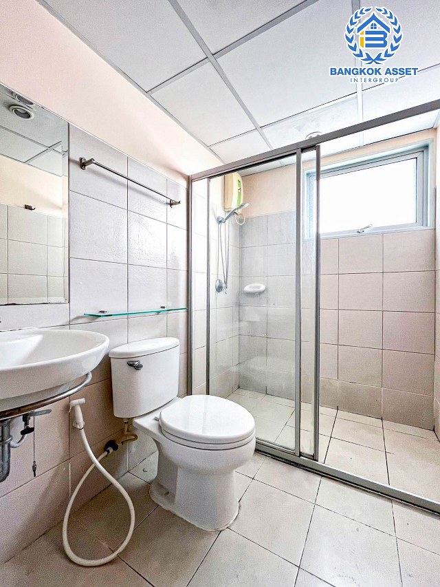 *****คอนโดมิเนียมมือสองกรุงเทพมหานคร โครงการ ศุภาลัยปาร์ค แยกเกษตร เนื้อที่ 32.41 ตร.ม. ฟังก์ชัน 1 ห้องนอน 1 ห้องน้ำ 1 ที่จอดรถ แถมฟรี! 1 เครื่องปรับอากาศ เพียง 500 เมตร ถึงม.เกษตรศาสตร์ เชื่อมต่อถนนงามวงศ์วาน และถนนพหลโยธิน ใกล้รถไฟฟ้าสายสีเขียว "สถานีม.เกษตรศาสตร์" จองเลย!