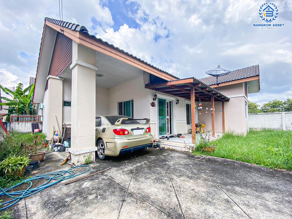 *****บ้านเดี่ยวมือสอง โครงการ ทรัพย์ธานี3 รังสิต-นครนายก หลังมุม เนื้อที่กว้าง 96.90 ตร.ว. ฟังก์ชัน 3 ห้องนอน 2 ห้องน้ำ 2 ที่จอดรถ บ้านหลังใหญ่ ภายในสภาพดี รอบบ้านมีพื้นที่กว้าง โครงการบนทำเลดี เชื่อมต่อถนนรังสิต-นครนายก, ถนนเลียบคลอง8,ถนนวงแหวนรอบนอกตะวันออก จองเลย!