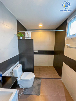 *****ทาวน์โฮมมือสองกรุงเทพมหานคร โครงการสเปซ ลาดพร้าว 80 เนื้อที่กว้างขวาง 24.7 ตร.ว. ฟังก์ชัน 3 ห้องนอน 4 ห้องน้ำ 2 ที่จอดรถ ตอบโจทย์ครอบครัวยุคใหม่ บนทำเลเชื่อมต่อถนนลาดพร้าว ใกล้ทางด่วน "รามอินทรา-อาจณรงค์" ในราคาคุ้มต่อการลงทุน!